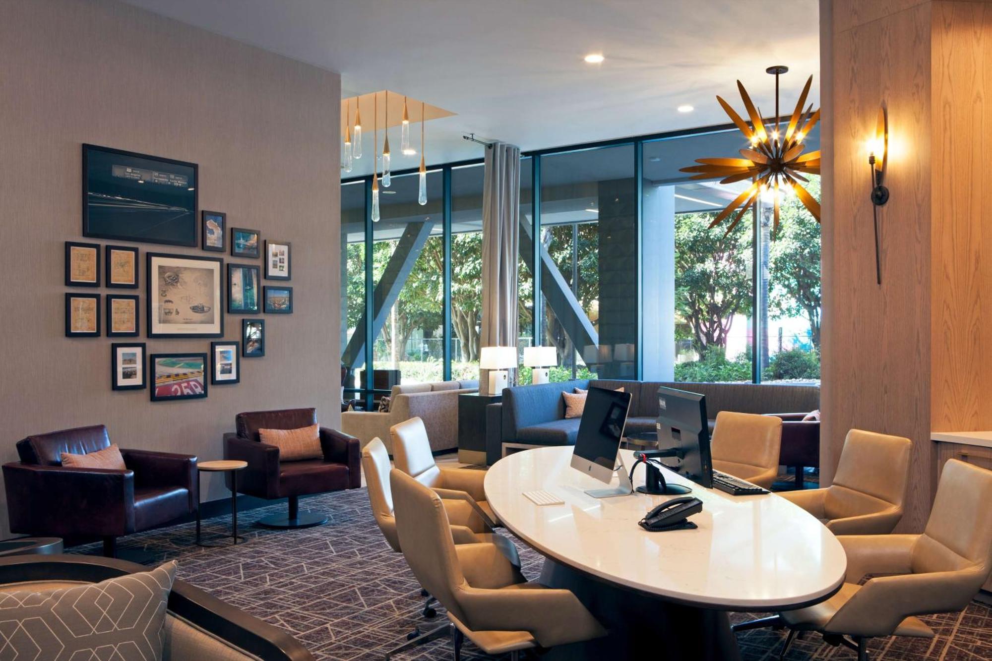 โฮมวู้ด สวีท บาย ฮิลตัน ลอสแองเจลิส อินเตอร์เนชันแนล แอร์พอร์ต Hotel ลอสแอนเจลิส ภายนอก รูปภาพ