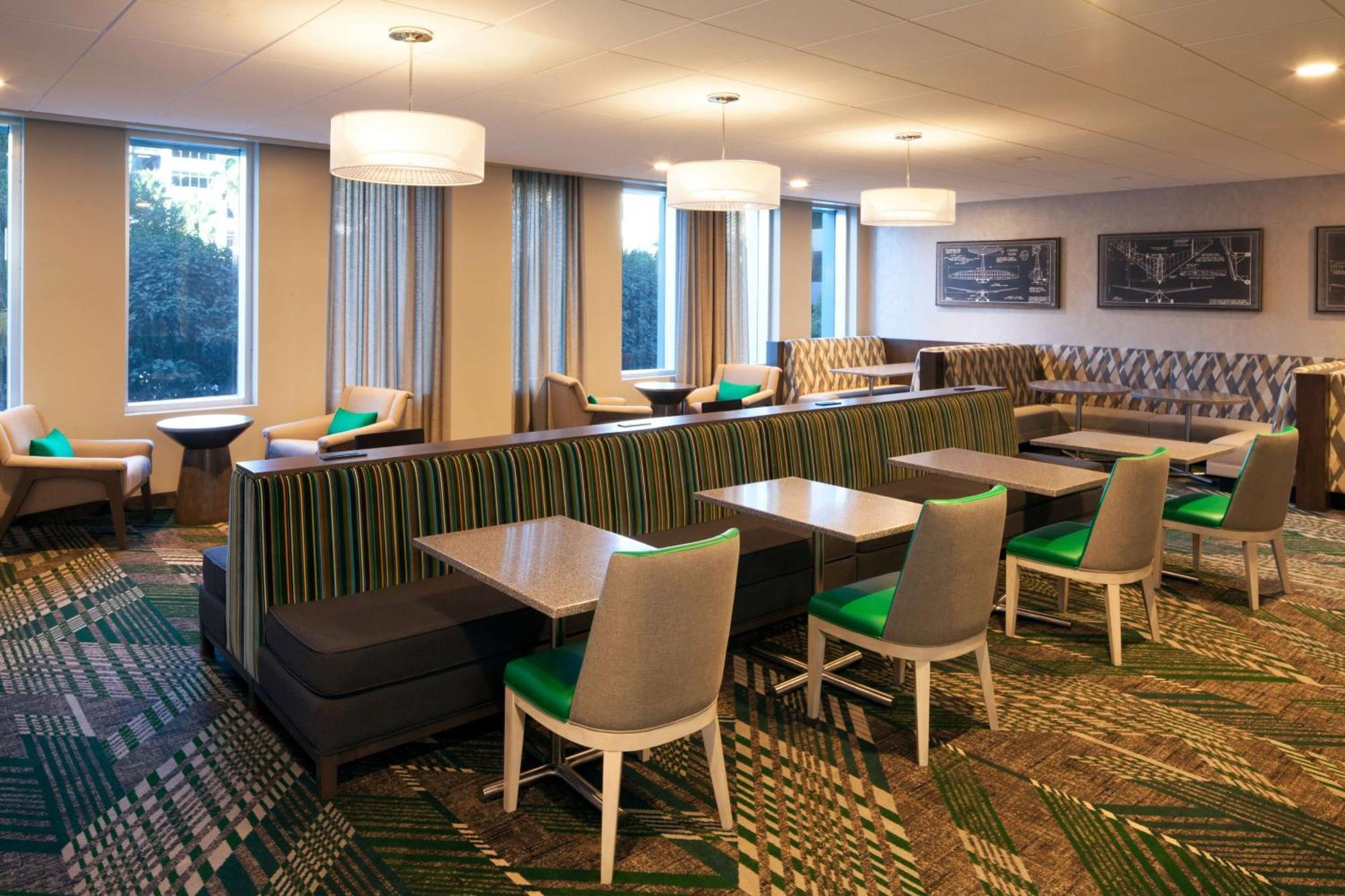 โฮมวู้ด สวีท บาย ฮิลตัน ลอสแองเจลิส อินเตอร์เนชันแนล แอร์พอร์ต Hotel ลอสแอนเจลิส ภายนอก รูปภาพ